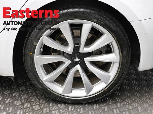 Used 2018 Tesla Model 3 Long Range AWD/4WD image 8