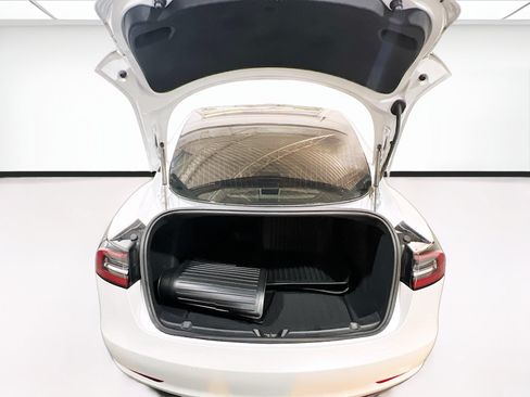 Used 2020 Tesla Model 3 Long Range AWD/4WD image 19