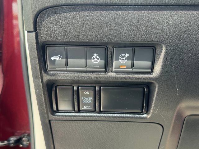 Used 2023 Nissan Armada Platinum w/ Captain's Chairs Package AWD/4WD image 19