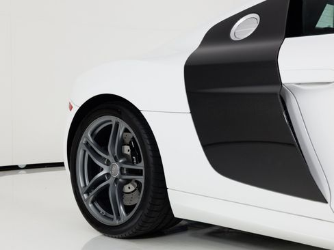 Used 2012 Audi R8 V10 AWD/4WD image 65