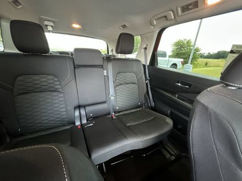 Certified 2022 Nissan Pathfinder SV FWD image 15