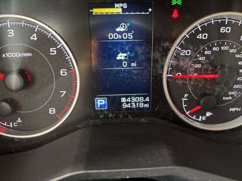 Used 2019 Subaru Ascent Premium AWD/4WD image 39