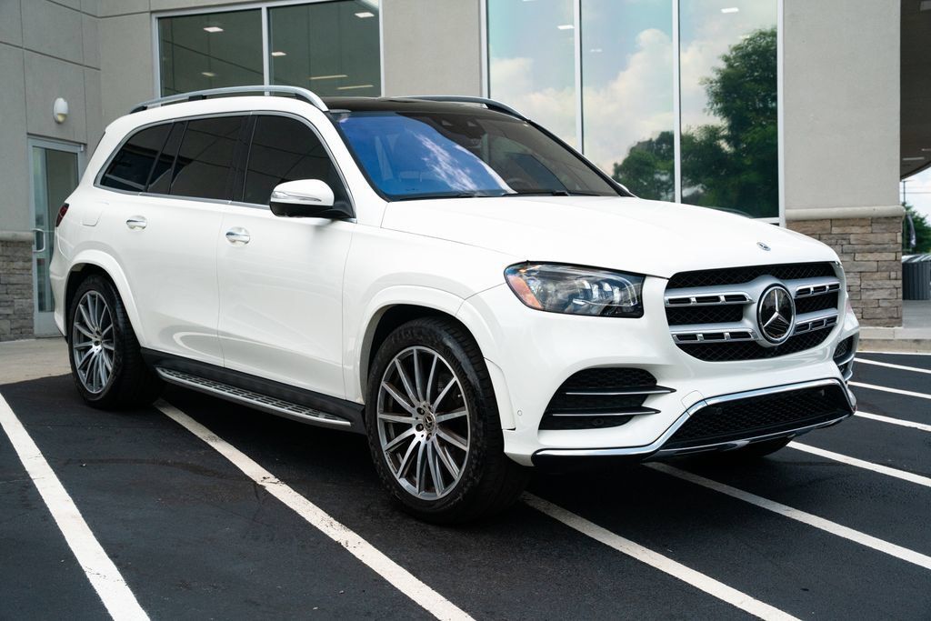 Used 2023 Mercedes-Benz GLS 450 4MATIC image 8