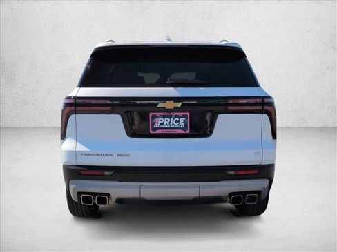 Used 2024 Chevrolet Traverse LT AWD/4WD image 7