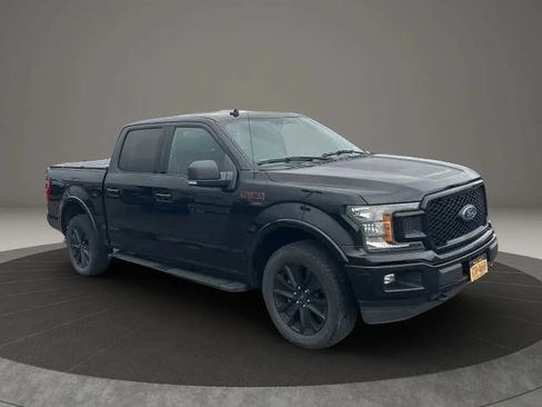 Used 2019 Ford F150 XLT w/ Equipment Group 302A Luxury AWD/4WD image 11