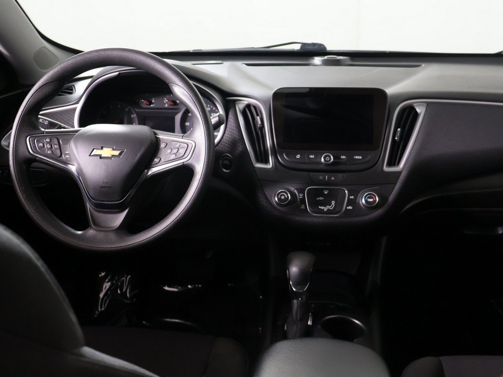 Used 2024 Chevrolet Malibu LS w/ Driver Confidence Package FWD image 28