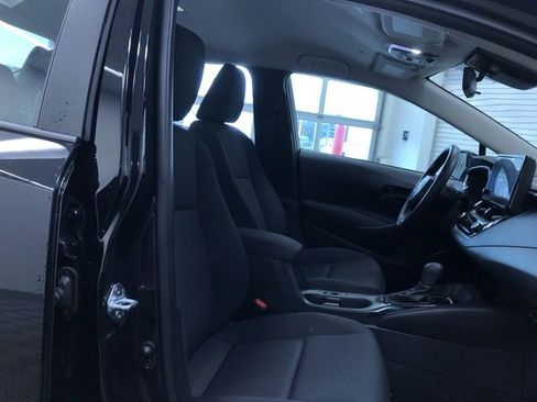 Certified 2025 Toyota Corolla LE image 22