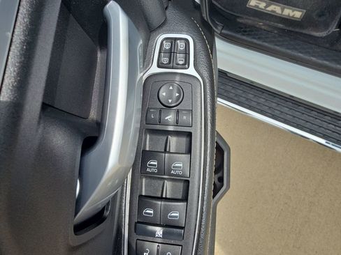 Used 2024 RAM 2500 Big Horn AWD/4WD image 11