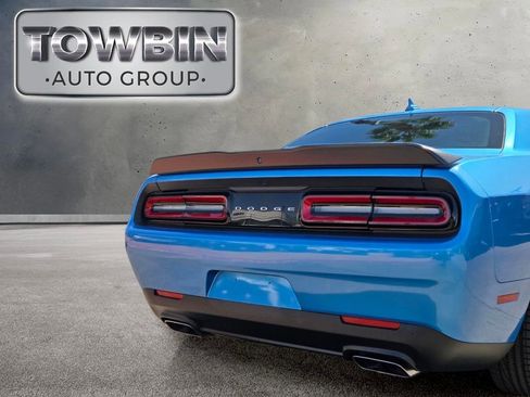 Used 2023 Dodge Challenger R/T w/ Performance Handling Group RWD image 5