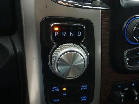 Certified 2017 RAM 1500 Laramie w/ Convenience Group image 29