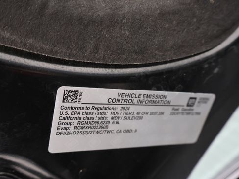 Used 2024 Chevrolet Silverado 3500 LT w/ Convenience Package image 19
