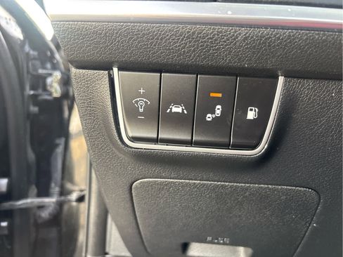 Used 2018 Kia Stinger GT1 image 9