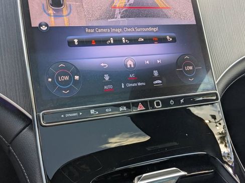 Used 2023 Mercedes-Benz EQE 350+ SUV image 18