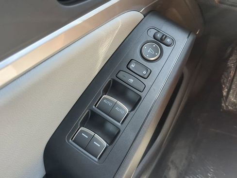 New 2025 Acura Integra Base image 25