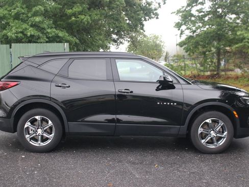 Used 2024 Chevrolet Blazer LT w/ Convenience Package FWD image 7