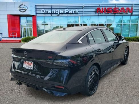 New 2026 Nissan Sentra SR w/ SR Premium Package image 2