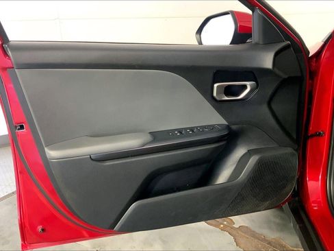 Used 2025 Kia K4 FWD image 24
