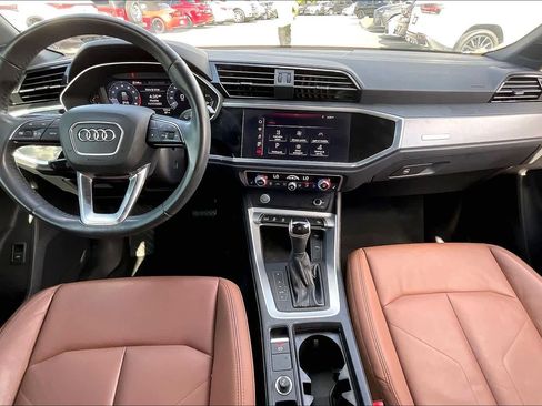 Used 2020 Audi Q3 2.0T Premium w/ Convenience Package image 13