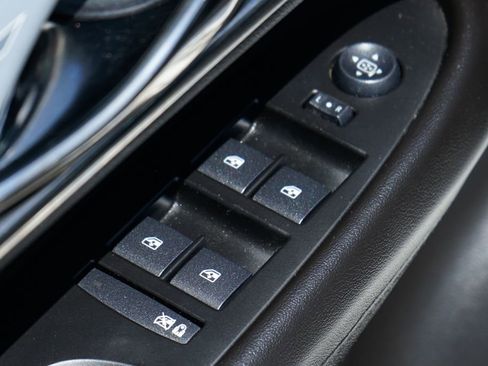 Used 2013 Cadillac ATS Luxury RWD image 18