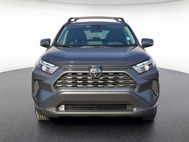 Used 2025 Toyota RAV4 XLE w/ Convenience Package AWD/4WD image 9