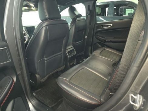 Used 2023 Ford Edge ST-Line w/ Class II Trailer Tow Package AWD/4WD image 14