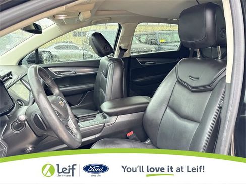 Used 2017 Cadillac XT5 Premium Luxury image 17