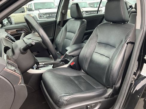 Used 2017 Honda Accord EX-L image 27