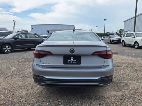Used 2022 Volkswagen Jetta S FWD image 5