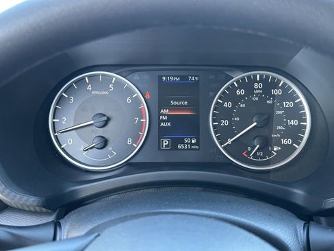 Certified 2025 Nissan Sentra S FWD image 28