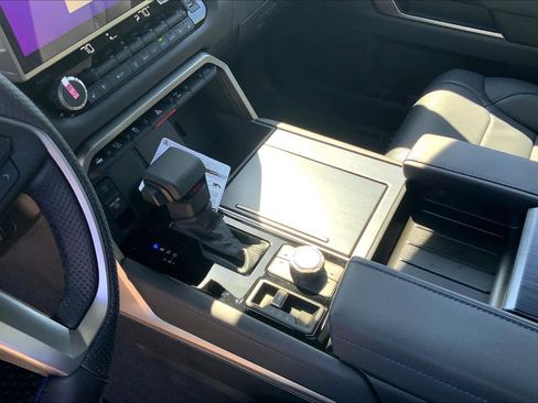 New 2026 Toyota Tundra Platinum AWD/4WD image 7