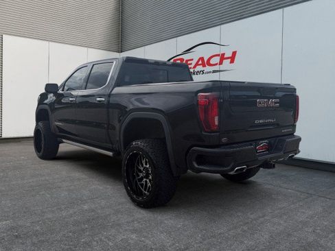Used 2020 GMC Sierra 1500 Denali w/ Denali Ultimate Package AWD/4WD image 11