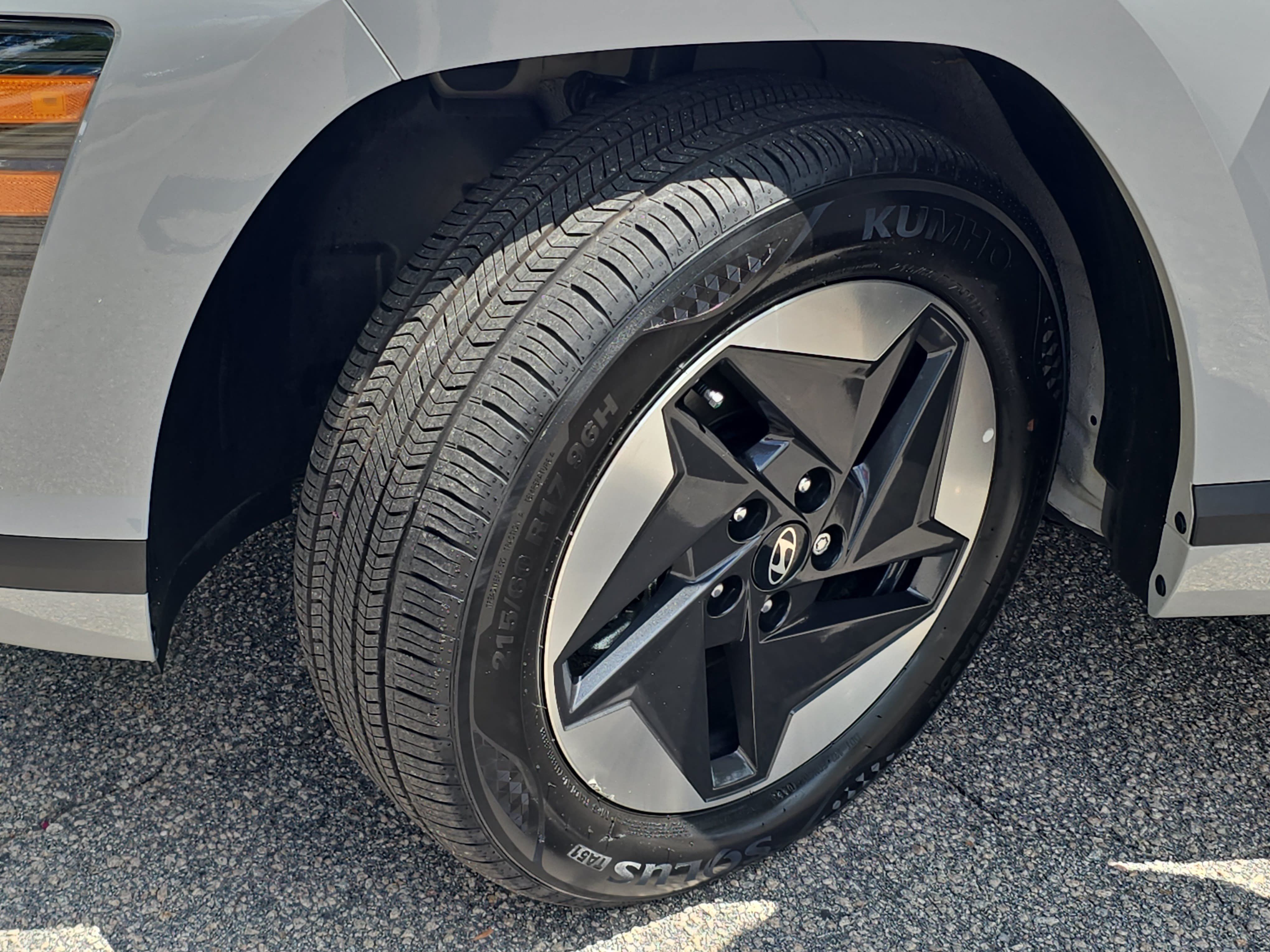 Used 2025 Hyundai Kona SEL FWD image 31