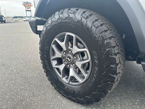 New 2025 Ford Bronco Badlands image 20