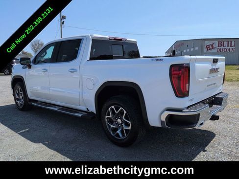 New 2026 GMC Sierra 1500 SLT image 6
