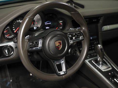 Used 2017 Porsche 911 Carrera S RWD image 34