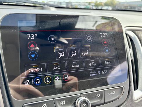 Used 2023 Chevrolet Malibu LT image 33