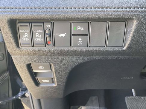 Certified 2025 Honda Odyssey Elite image 19