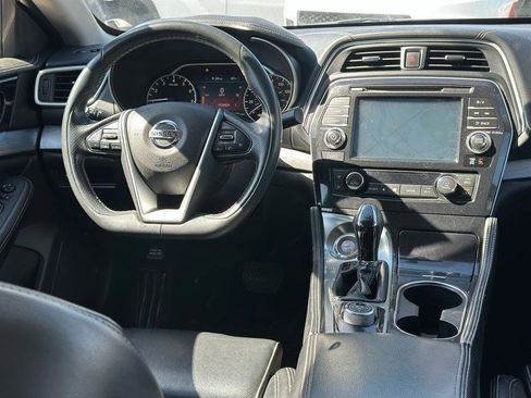 Used 2018 Nissan Maxima 3.5 SV FWD image 16