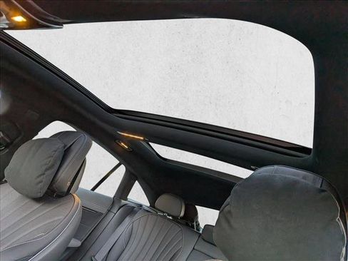 Certified 2022 Mercedes-Benz EQS 580 4MATIC Sedan image 13