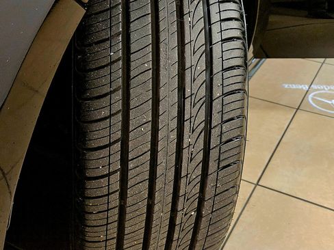 Used 2018 Mercedes-Benz CLA 250 4MATIC image 31