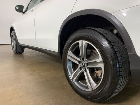 Used 2021 Mercedes-Benz GLC 300 image 39