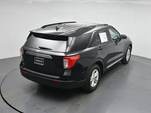 Certified 2022 Ford Explorer XLT RWD image 39