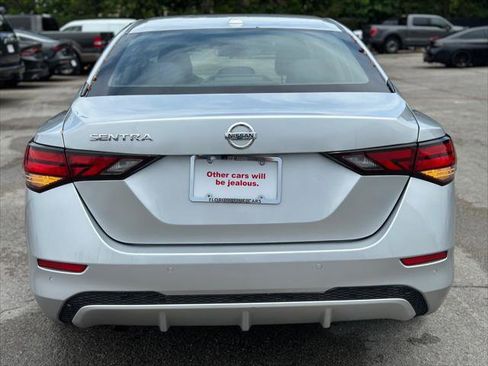 Used 2021 Nissan Sentra SV FWD image 7
