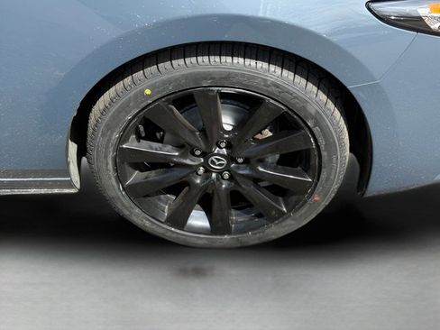 Used 2023 MAZDA MAZDA3 s FWD image 23
