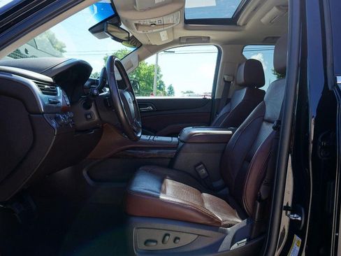 Used 2019 Chevrolet Tahoe Premier AWD/4WD image 24