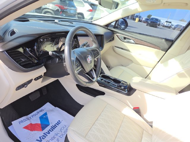 Used 2021 Buick Envision Avenir w/ Technology Package II AWD/4WD image 27