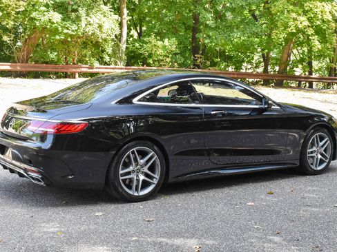 Used 2020 Mercedes-Benz S 560 4MATIC Coupe w/ AMG Line Exterior image 8