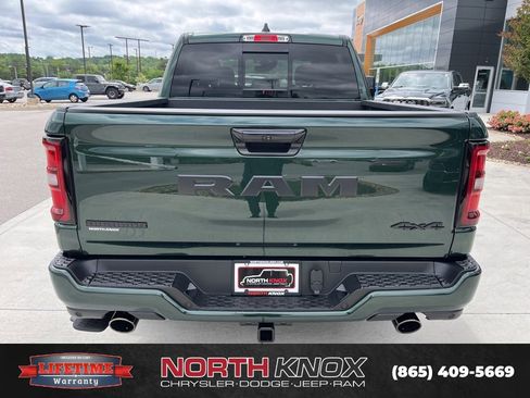 New 2026 RAM 1500 Big Horn AWD/4WD image 17