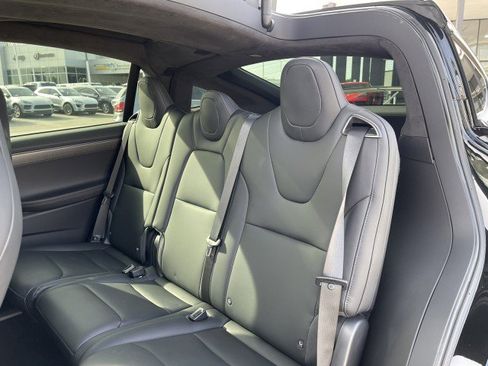 Used 2018 Tesla Model X 100D image 38