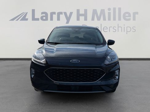 Used 2022 Ford Escape SEL w/ Technology Package image 8